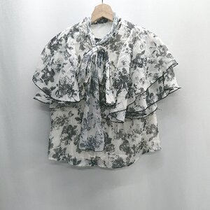 ◇ ⊂ Φ one after another NICE CLAUP 総柄 半袖 ブラウス サイズF グレー系 レディース E