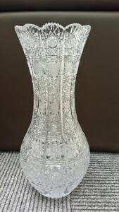 1526　ボヘミアングラス　花瓶　高さ約29ｃｍ　　美品