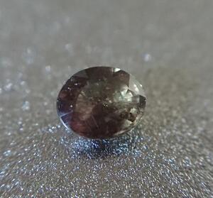 カラーチェンジガーネット　0.5ｃｔ