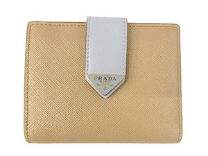 プラダ PRADA SAFFIANO TAB 1MV204 サフィアーノタブ 折財布 レザー ウォレット サンドベージュ ライトブルー