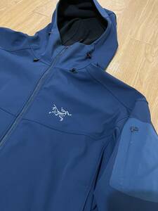 ○ARCTERYX EPSILON LT HOODY イプシロン ソフトシェル マウンテンパーカー サイズ XL　アークテリクス　中古