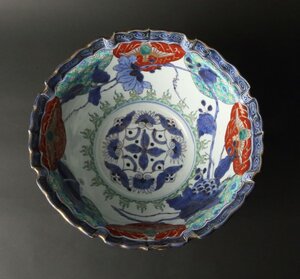 【深和】1750～1790年代、天明様式◆古伊万里色絵 瑠璃金彩 鳳凰文に葡萄蝙蝠文稜花鉢（伊万里焼 有田焼 青花 盛込鉢 和食器 輪花鉢）