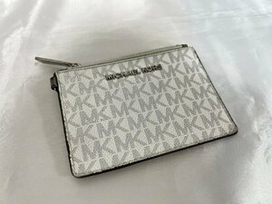 ■【YS-1】MICHAEL KORS マイケルコース 定期入れ ■ カード3ヶ所 小銭入れ有り ホワイト系 8.7cm×12.8cm 【同梱可能商品】■B