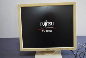 中古17インチ 液晶ディスプレイ 富士通 VL-176SXV