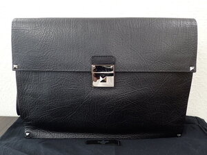 □ 美品 ヴァレンチノ ヴァレンティノ VALENTINO GARVANI NOIR ロックスタッズ セカンド クラッチ バッグ ブラック/黒 レザー ビジネス　a