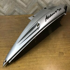 【SK01-10】スズキ アドレスV100 CE11A サイドカバー 左 シルバー 純正部品