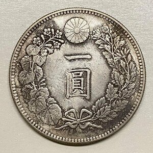 Y628 日本銀貨 明治二十五年 一圓銀貨 小型 直径約38.24mm 重量約26.8g 厚み約2.64mm