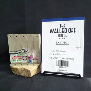 ※現品限り バンクシー THE WALLED OFF HOTEL 販売証明有り 限定品 Banksy ホテル Wall Sclpture レシート 置物 フィギュア 119