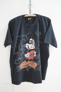 ★★★ヴィンテージ MICKEY MOUSE Tシャツ