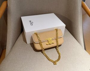 CELINE セリーヌ ショルダーバッグ　ラムウール　　1000円～