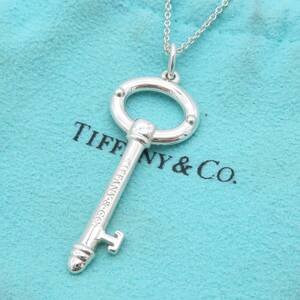 【送料無料】 極希少 美品 Tiffany&Co. ティファニー オーバル キー ネックレス AG925 SV カギ NEW YORK HA633