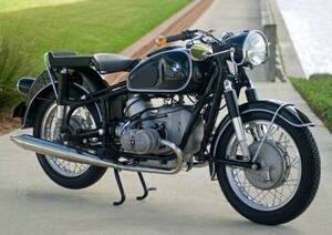 BMW R50S 1960-62年 アールズの名車 ヴィンテージ バイク 絵画風 壁紙ポスター A2版 594×420mm（はがせるシール式）006A2