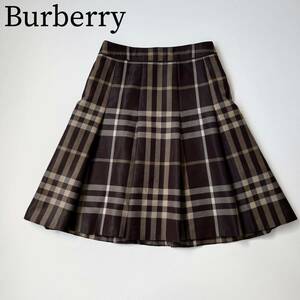 BURBERRY LONDON バーバリーロンドン フレアスカート　 ボックスプリーツスカート ノバチェック　バーバリーチェック レディース