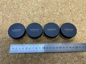 送料520円！ 貴重 bareMinerals MINERAL VEIL フェイスパウダー 2g SPF25 4個セット