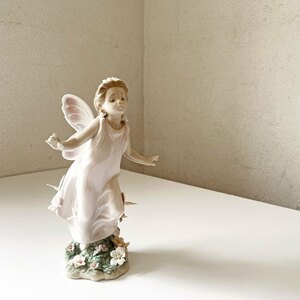 ◎ リヤドロ LLADRO 蝶の妖精 BUTTERFLY WINGS フィギュリン 陶器人形 ポーセリンアート 置物 箱付 スペイン 定価￥149,600-