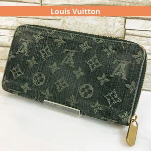 LV モノグラムジャガード　ジッピーウォレット