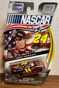 1/64 JEFF GORDON #24 End Hunger Patriotic Limited Edition 2012 NASCAR Authentics 未開封