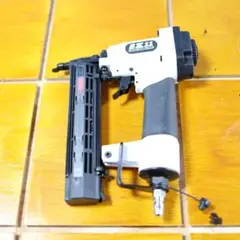 SK11(エスケー11) 超軽量仕上釘打機 F35L SA-F35L-X1