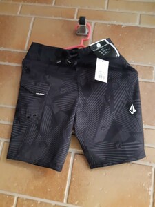 VOLCOM　22インチ　キッズ　海パン　水着　サーフィン