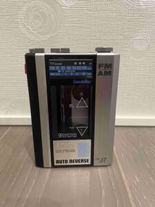 AIWA アイワ FM/AMステレオラジオカセットレコーダー　HS-J7 中古現状品、通電確認のみ