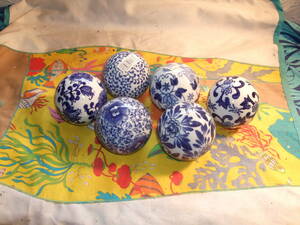 中国陶器　磁器玉6個　porcelain　ball set