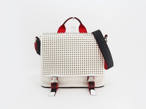 ☆◇美品【Christian Louboutin クリスチャン・ルブタン】ルビクリック スタッズ メッセンジャーバッグ ショルダーバッグ