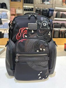 未使用 TUMI バックパック ドラゴン プリント ブラック