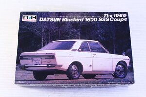 ●【未組立】童友社 プラモデル ダットサン ブルーバード スーパースポーツセダン 510型 44年式 1/24スケール 自動車【10961519】