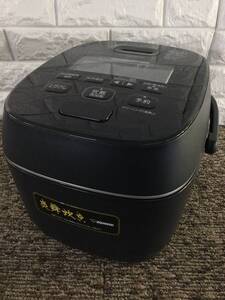 【51】ZOJIRUSHI　象印　NW-PT10　2022年製　圧力IH炊飯ジャー　5.5合炊き　炎舞炊き　濃墨 中古品