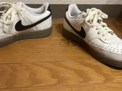 Nike ホワイト/ブラック スニーカー