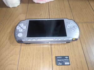 ★SONY PSP PSP-3000 本体のみ(シルバー) FW6.37 動作しましたがジャンクで