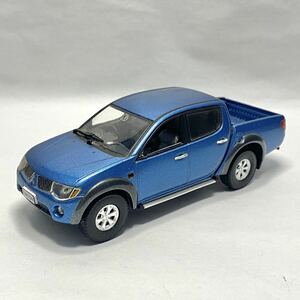 三菱 トライトン 1/43 非売品 ディーラー 販促品 模型 カラーサンプル