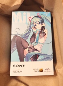 初音ミクモデル ウォークマン（ソニーストア限定品） SONY NW-A35HN 初音ミク10周年記念 未開封新品