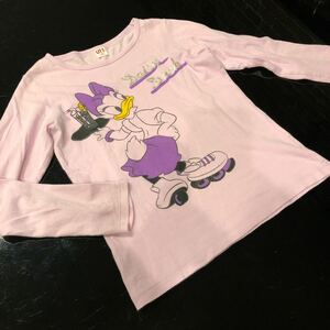 【ユニクロ×ディズニー　デイジー】紫がかったピンク？　長袖Tシャツ ロンT カットソー　130