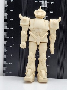 ガンダム 消しゴム リアルタイプ 組立式 フィギュア グフ 白[24H28検]Figurineコスモス 森永 チョコレート クローバー 雪印 おまけ