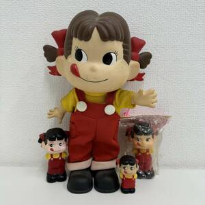 1922 不二家 ペコちゃん人形プレゼント 他 ソフビ フィギュア 着せ替え 4品 まとめ売り 昭和レトロ 現状品