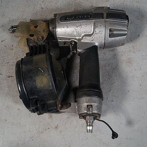 ◎ makita マキタ エア釘打 ※ジャンク品 AN511