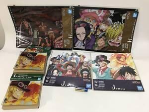 劇場版ワンピース　ONEPIECE STAMPEDE スタンピード 一番くじ　ガラスプレート　色紙　クリアファイルセット