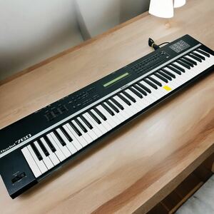 【ジャンク】Roland ローランド Rhodes model 760 シンセサイザー