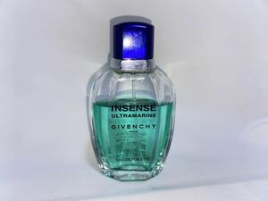 ジバンシー　ＧＩＶＥＮＣＨＹ　ウルトラマリン　オードトワレ　ナチュラルスプレー　５０ｍｌ