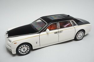 メーカー不明 Rolls-Royce ロールス・ロイス ファントム ホワイト / ブラック プルバックカー / 前後ライト点灯 全長約29cm ※外箱欠品