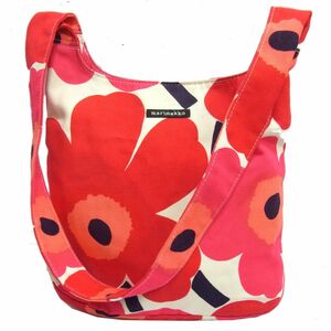 ☆marimekko マリメッコ ショルダーバッグ ウニッコ ワンショルダー 鞄 斜め掛け レディース 1円スタート