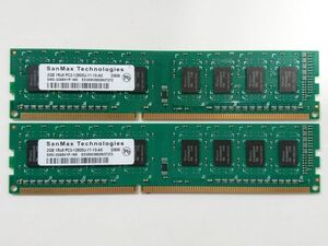 中古品★SanMax Technologies メモリ 2GB 1Rx8 PC3-12800U-11-10-A0★2G×2枚 計4GB