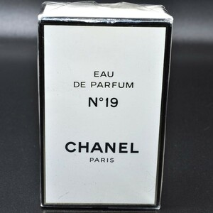 未使用 Chanel シャネル 香水 No19 Eau de PARFUM オードパルファム 50ml フランス製 箱付き 9E71206