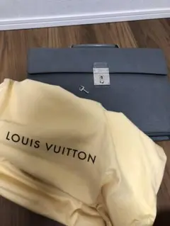 Louis Vuitton ルイヴィトン タイガ ビジネスバッグ