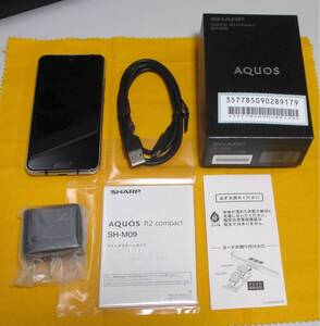 ☆ AQUOS R2 compact SH-M09 ピュアブラック SIMフリー ☆