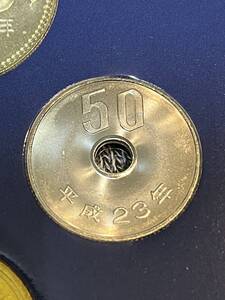 即決あり！ 平成23年 ミントセット 出し「50円」硬貨 未使用品 １枚 送料全国110円 ペーパーコインホルダー発送