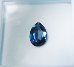 送料込◆天然★ロンドンブルートパーズ 1.5ct ▼ペアシェイブカット 9×6×4mm 未使用