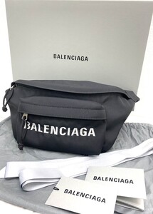 【T】BALENCIAGA バレンシアガ　ボディバッグ　ウエストバッグ　メンズ・レディース　ナイロン　ブラック　中古美品　箱・保存袋有【2200】