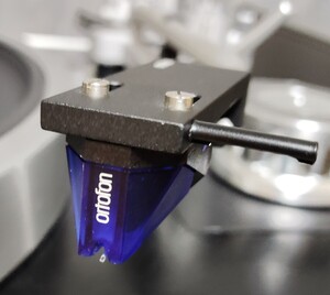  【完動 美品】オルトフォン MMカートリッジ Ortofon 2M Blue オルトフォンシェル付　動作確認済 名機